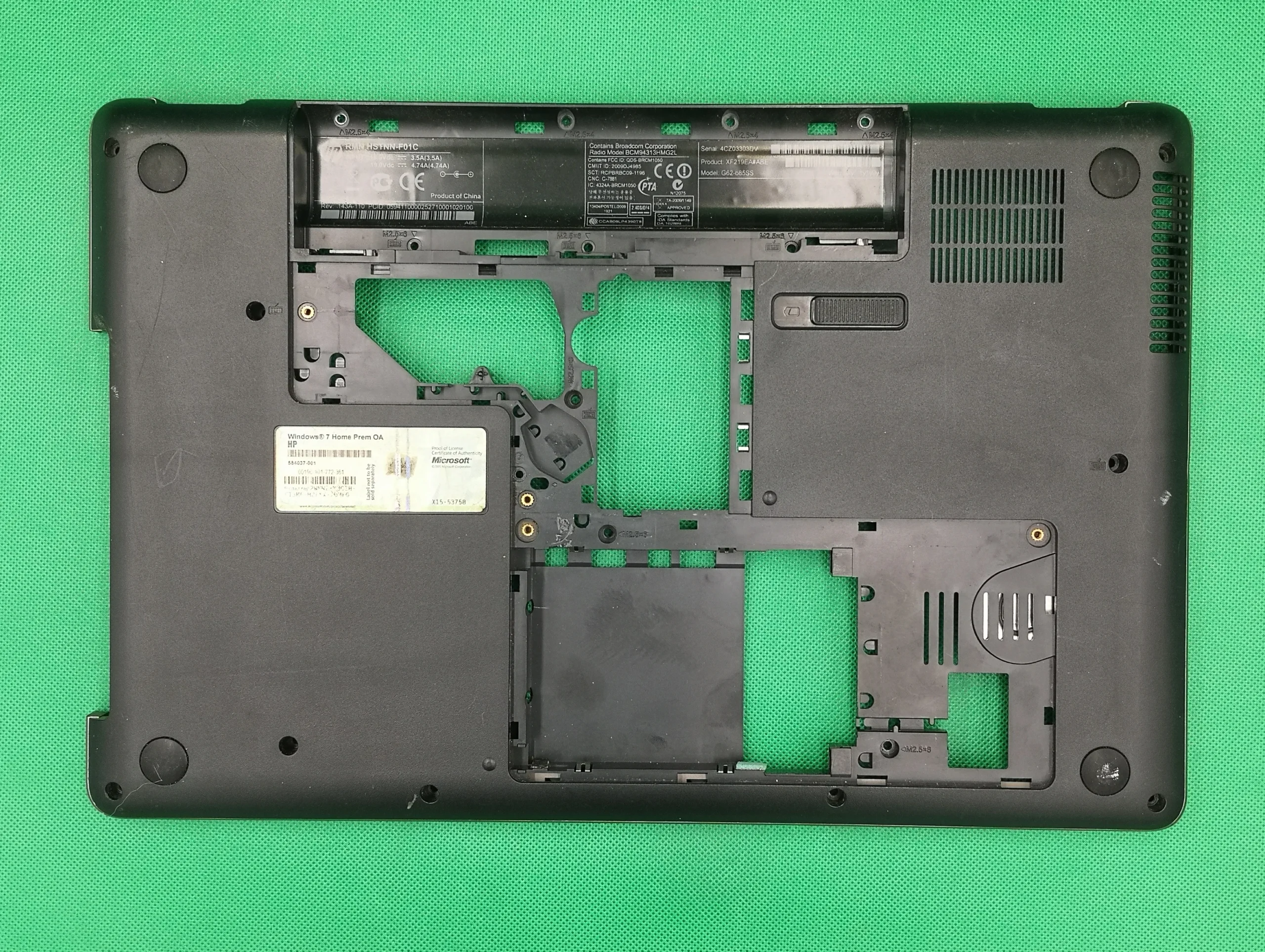 HP G62-b85SS Carcasa Inferioara Baza 610564-001 SWAP - imagine 2