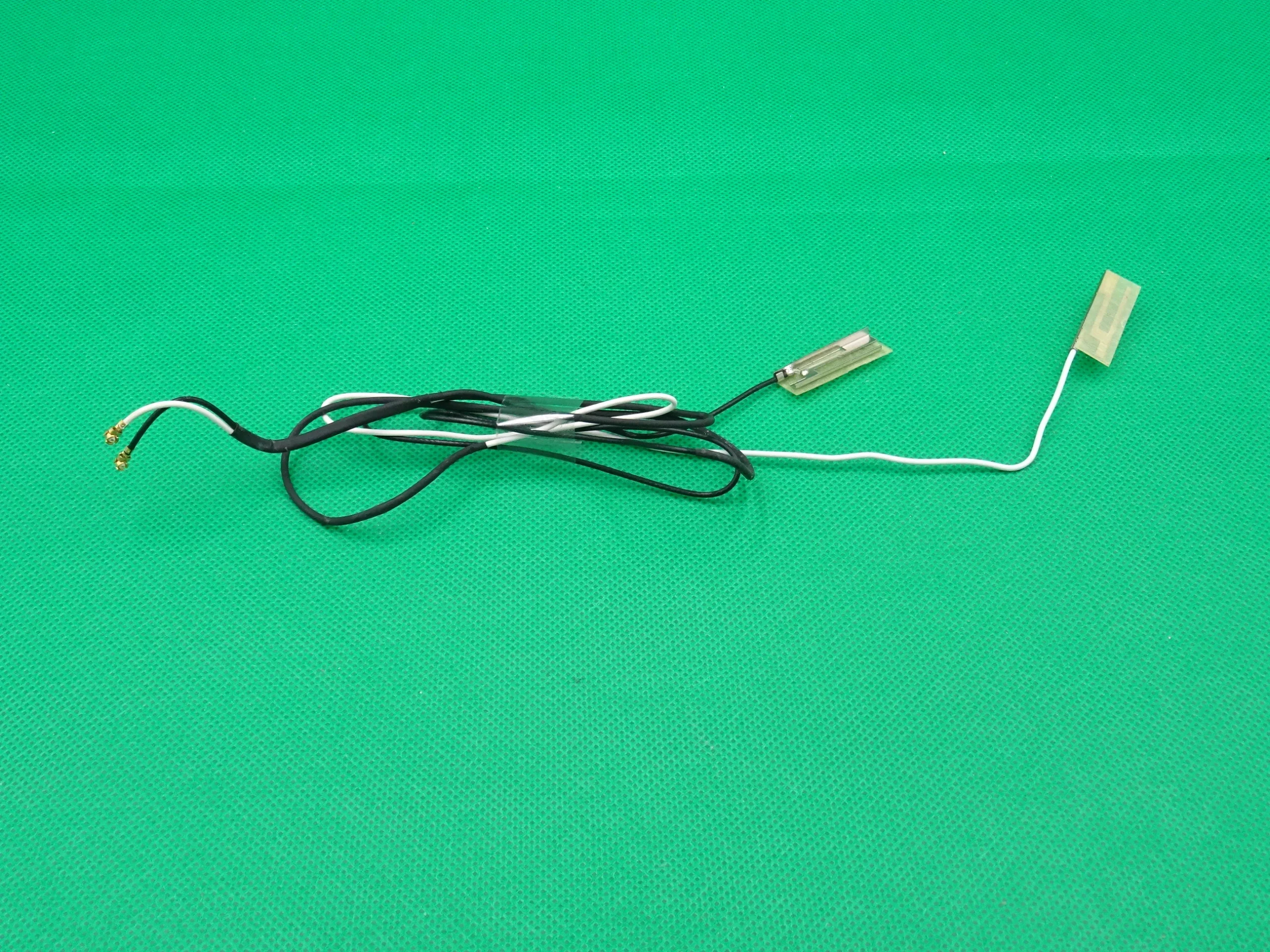 ACER ES1-711 Cabluri Antene WiFi ES1-711 SWAP - imagine 2