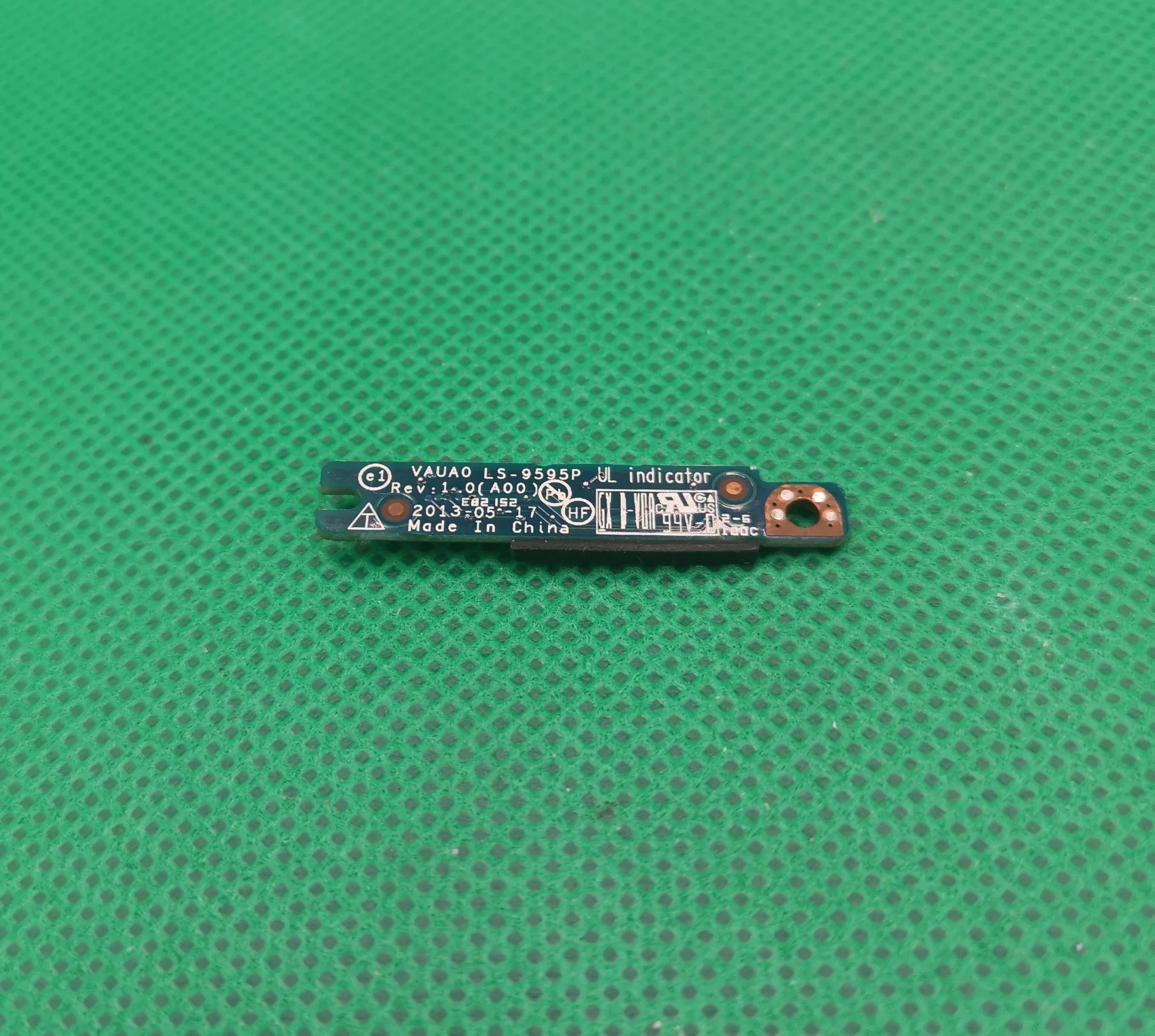 Dell P40G Placa LED LS-9595P SWAP - imagine 2